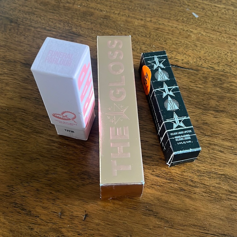 Jeffrey star lot lip gloss and stick